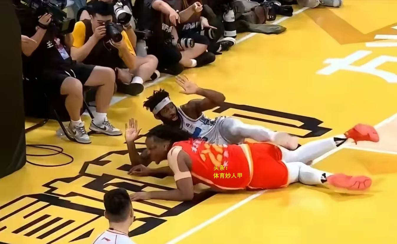 jiuyou游戏中心广州队迎NBA常规赛关键赛；清晨遗憾出局；引发热议；训练强度明显提升的简单介绍